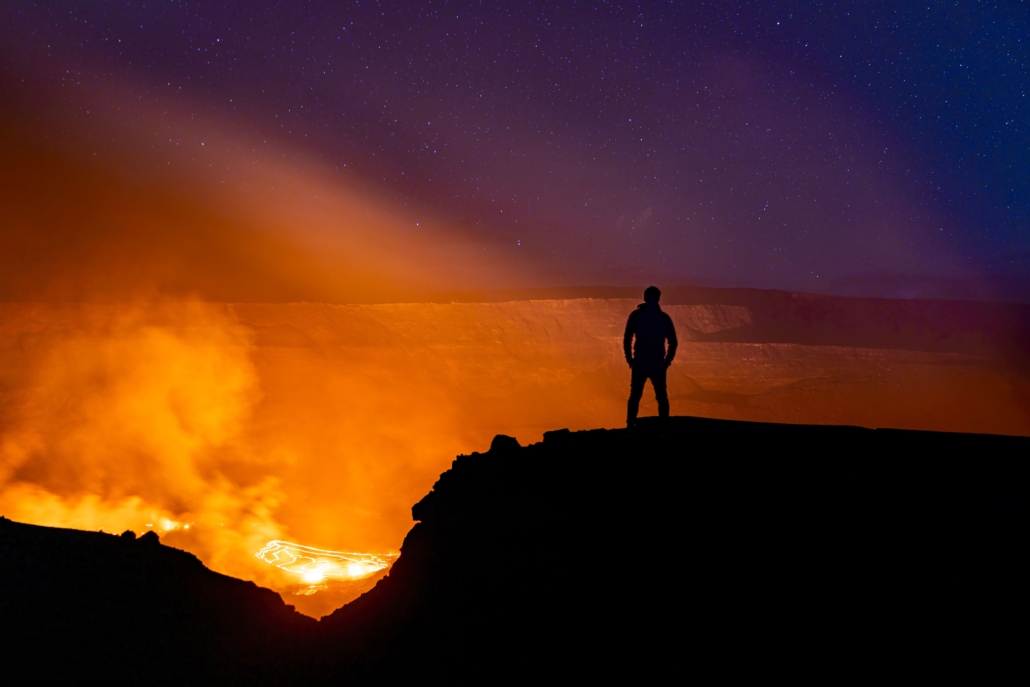 A,Silhouette,Of,Person,Watching,The,Kilauea,Volcano,Under,Beautiful